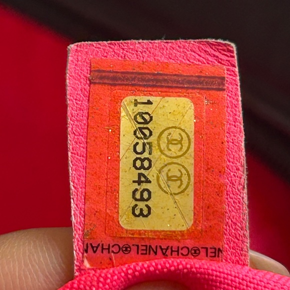 Chanel Black Quilted Shoulder Bag with Silver Accents - Picture 12 of 16